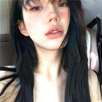 两个爱人和一只熊
